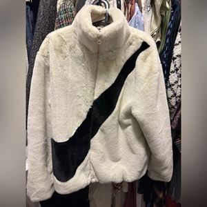 nike furry jacket